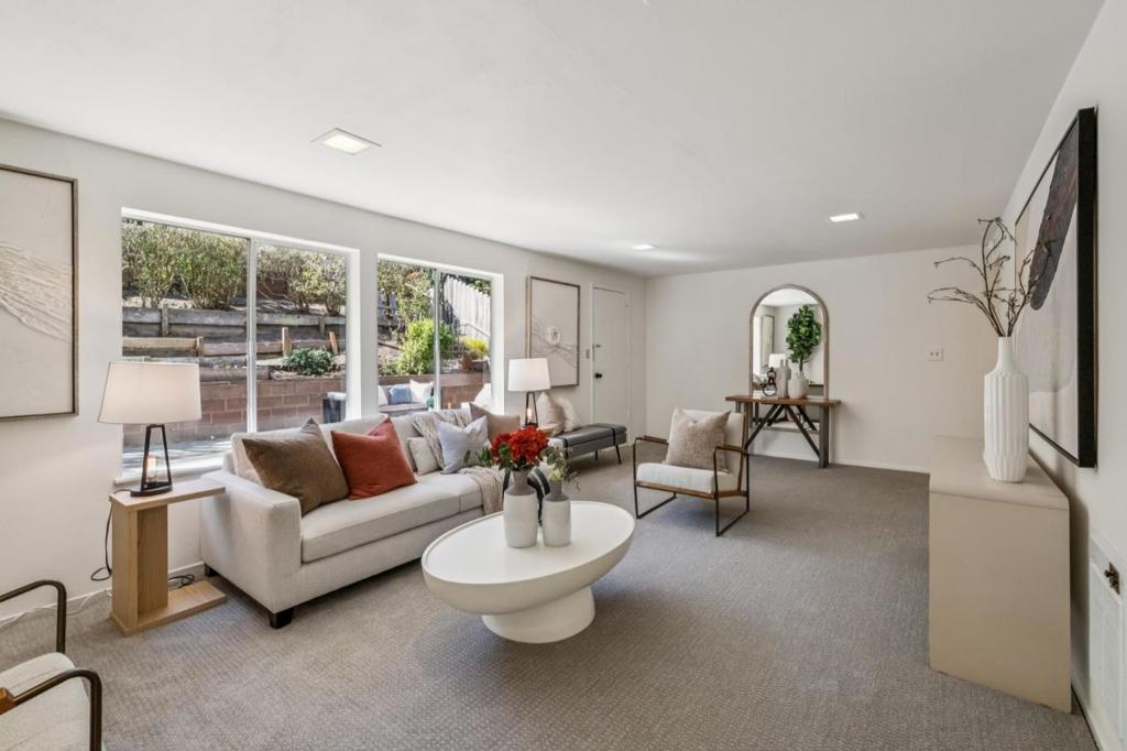 ML82063949 Property Photo 22