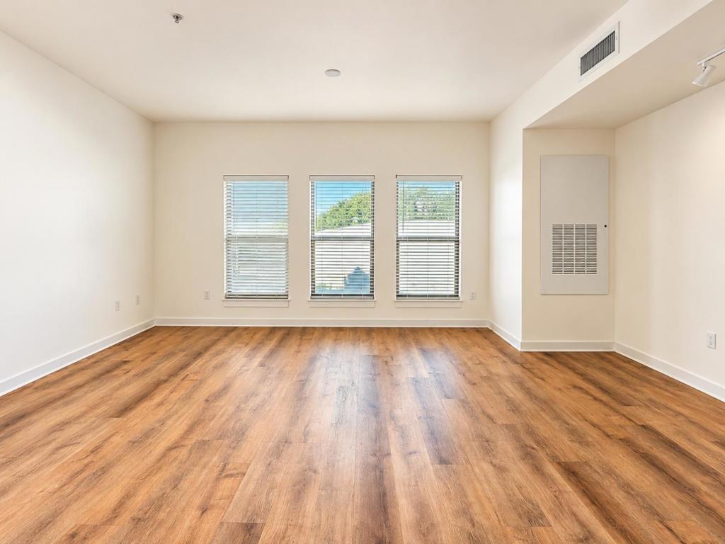 125 Patterson Street 121 Property Photo 3