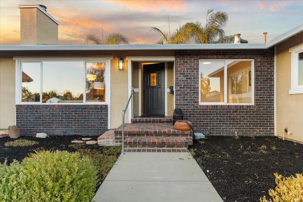 1314 Vancouver Way Property Photo 4