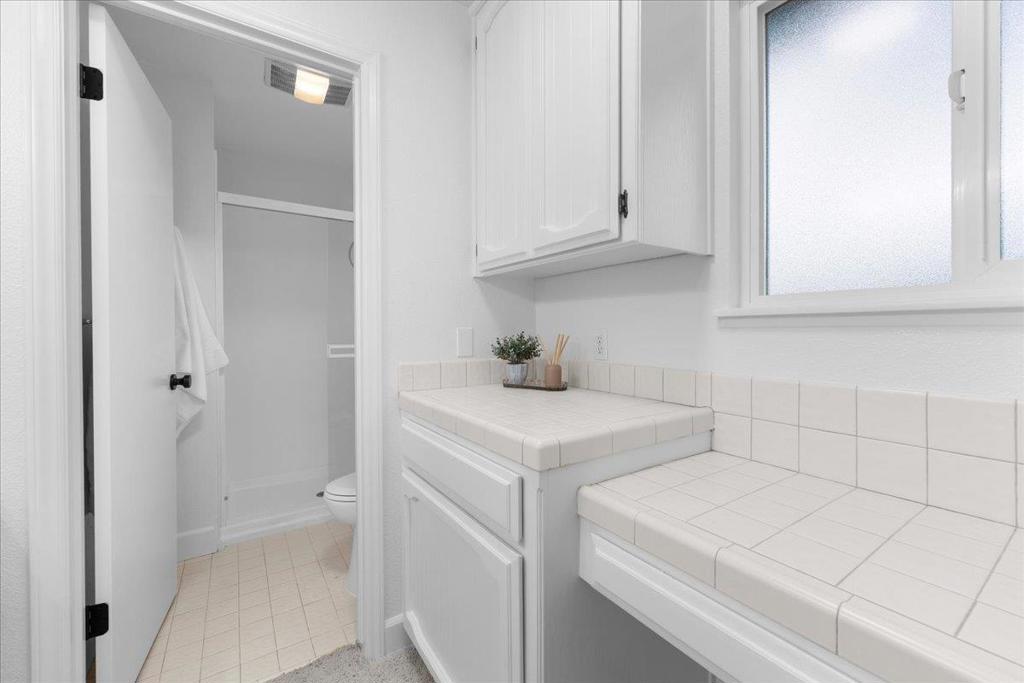 1314 Vancouver Way Property Photo 22