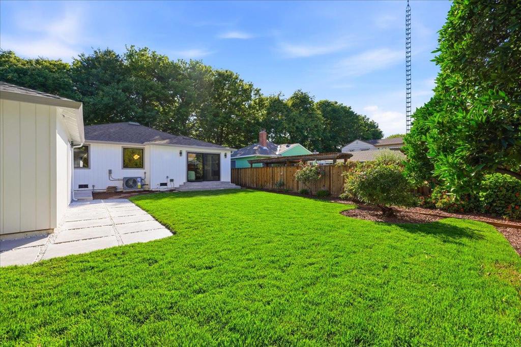 1676 Mackey Ave Property Photo 64
