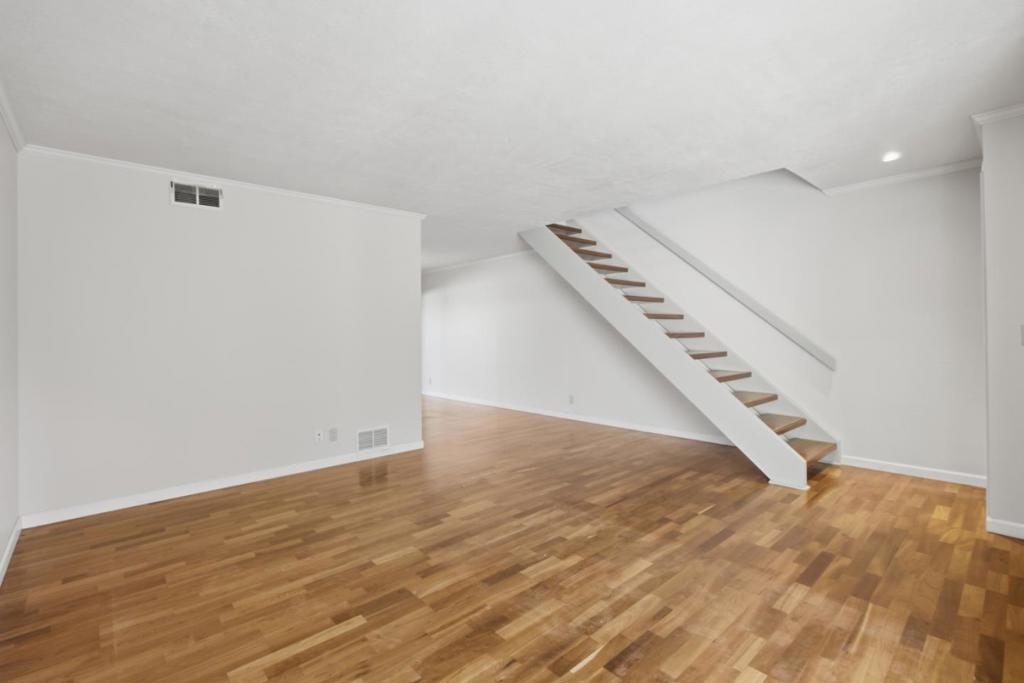1229 Picasso Drive Property Photo 6