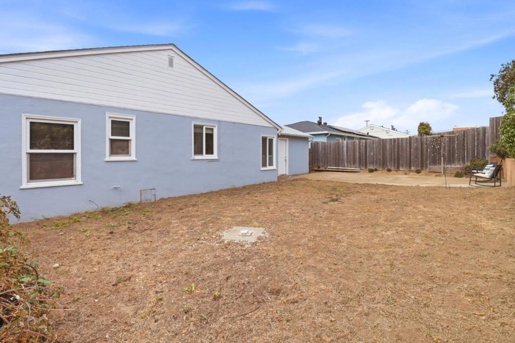 527 Fremont Avenue Property Photo 33