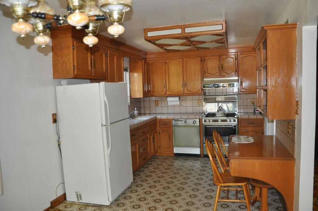 1627 Berrywood Drive Property Photo 4