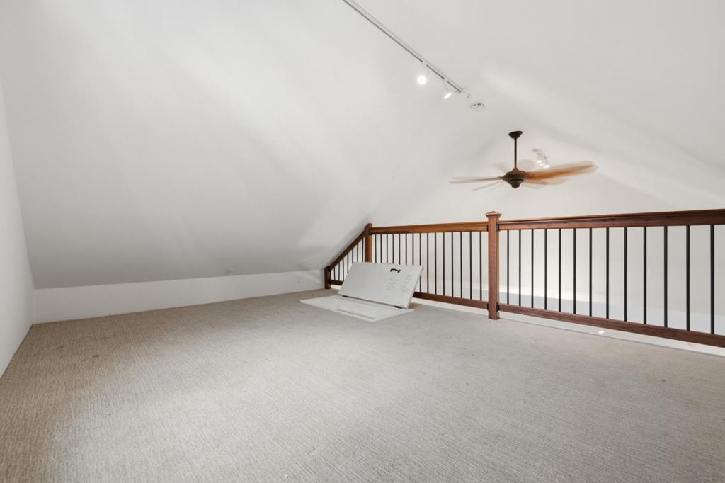 1312 Edgehill Drive Property Photo 45