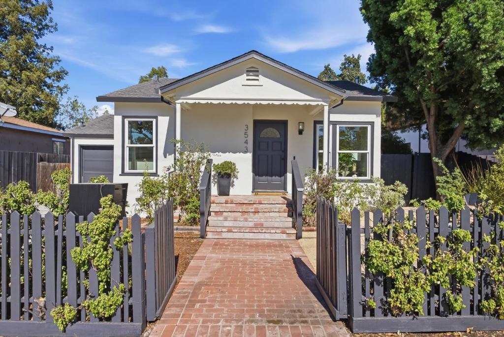 3543 Park Boulevard Property Photo 1