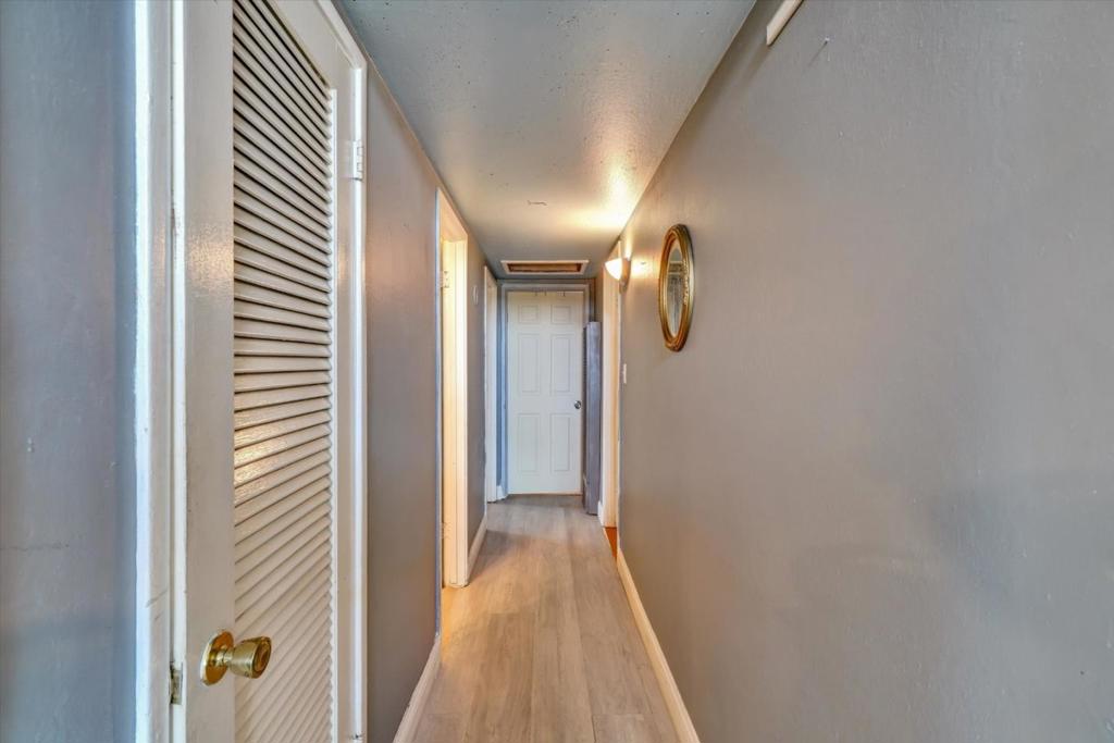 1843 Ocala Avenue Property Photo 10