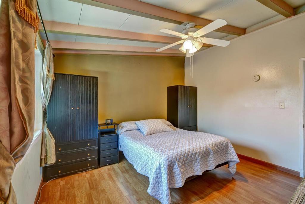 1843 Ocala Avenue Property Photo 17