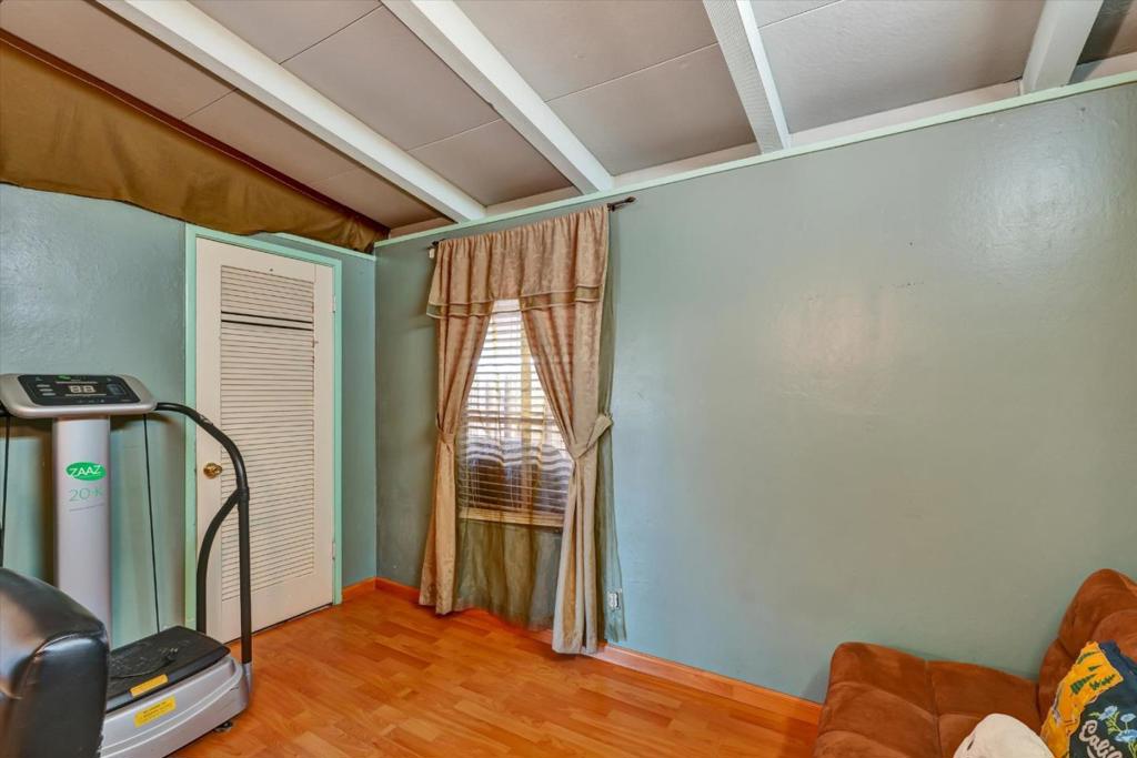 1843 Ocala Avenue Property Photo 20