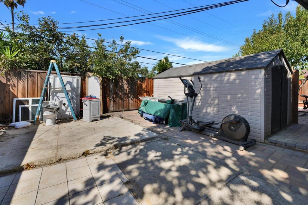 1843 Ocala Avenue Property Photo 23
