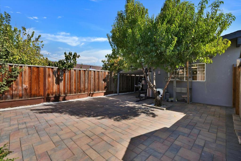 1843 Ocala Avenue Property Photo 24