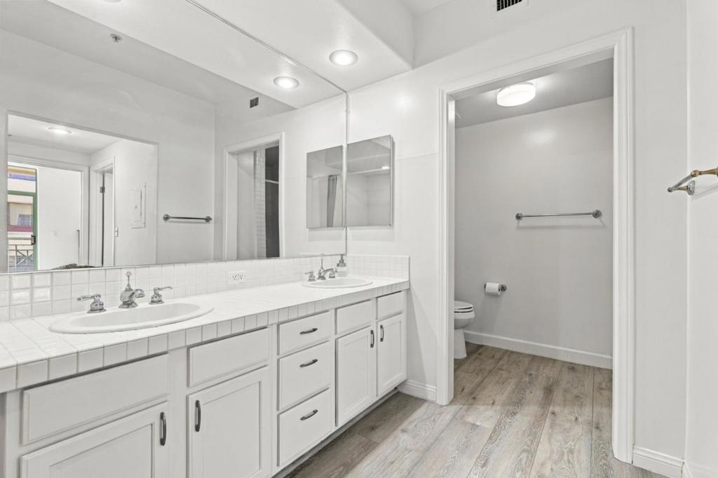 144 S 3rd Street 402 Property Photo 30