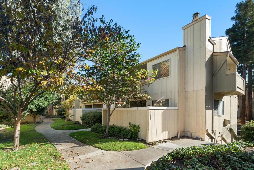 966 Kiely Boulevard H Property Photo 1