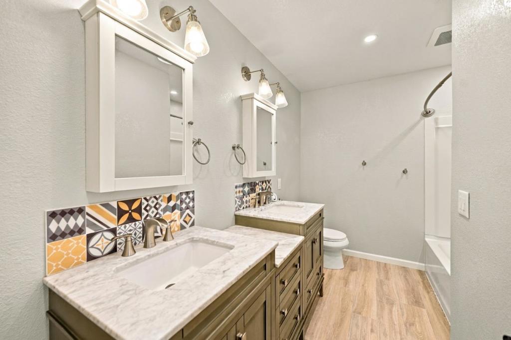 5413 Sugar Creek Lane Property Photo 18
