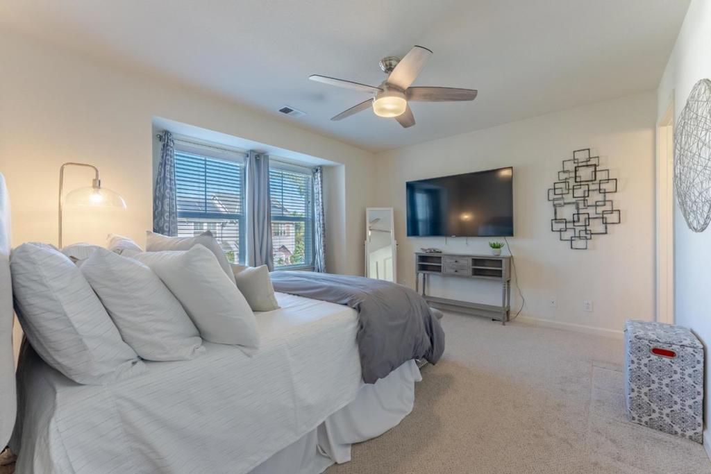 930 Casciano Circle Property Photo 18