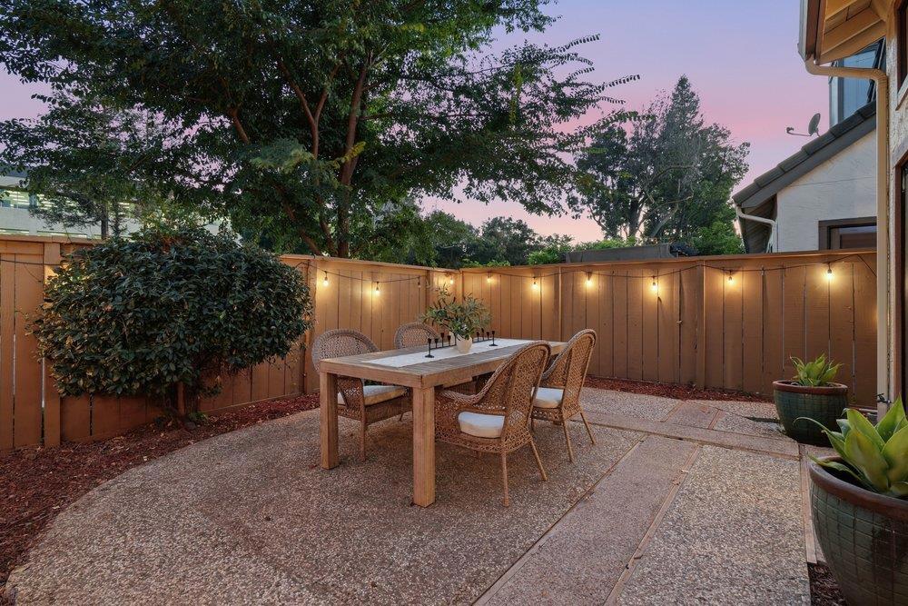 2074 Wente Way Property Photo 34