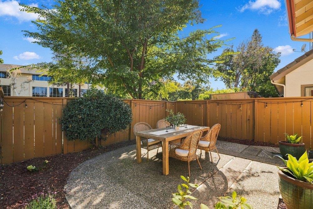 2074 Wente Way Property Photo 37
