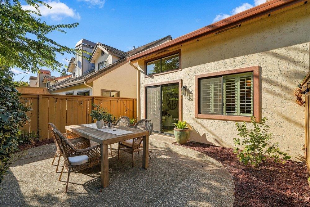 2074 Wente Way Property Photo 39
