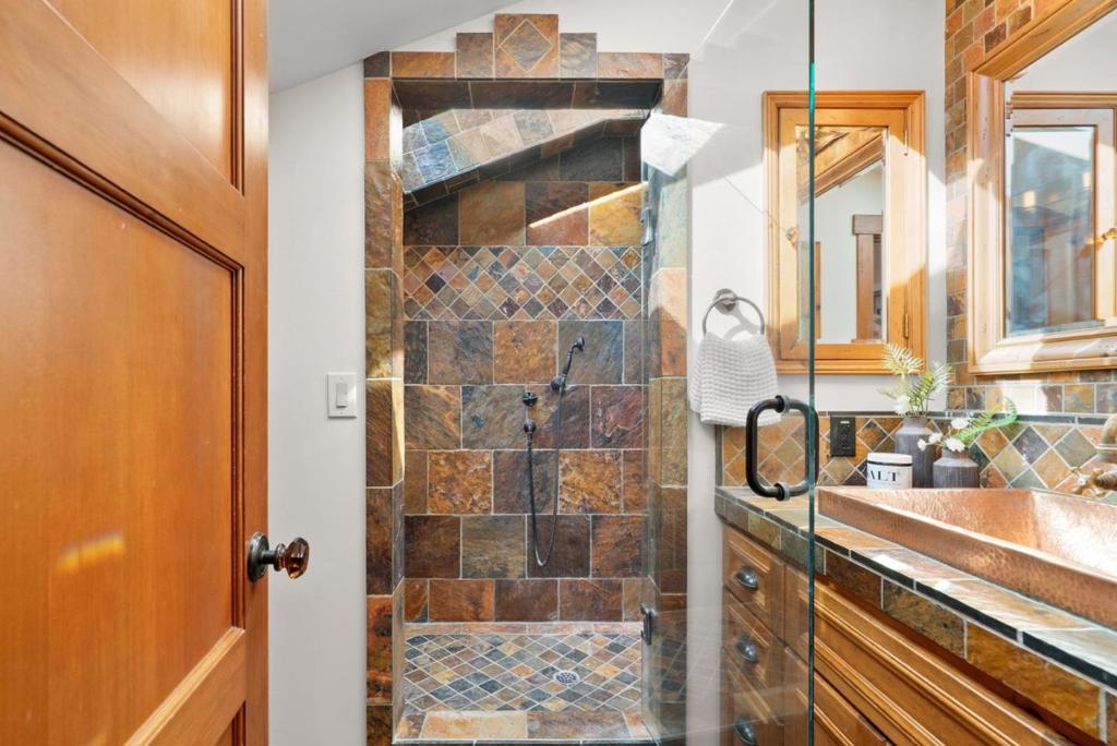 508 Escalona Drive Property Photo 47
