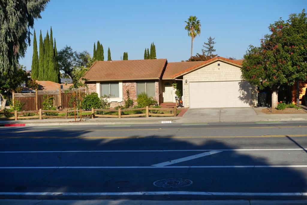 4884 Pearl Avenue Property Photo 1
