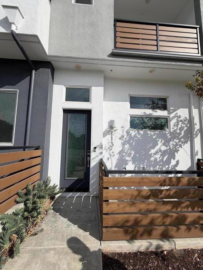 113 D Street Property Photo 1