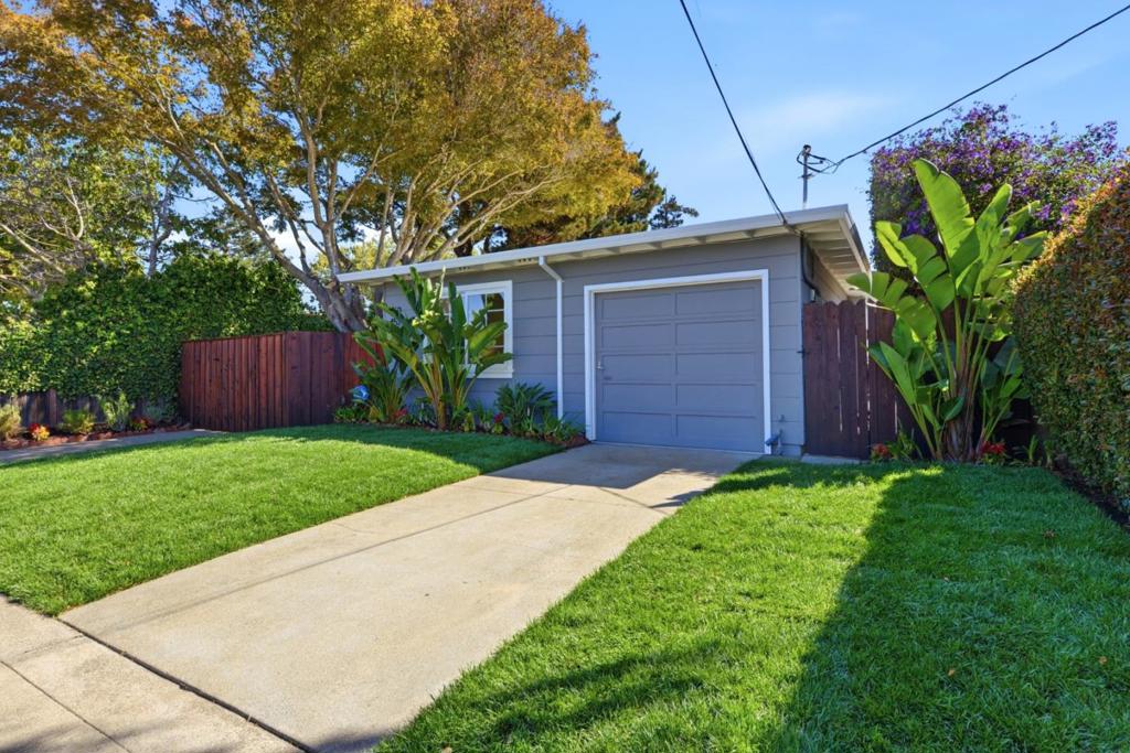 450452 State Street Property Photo 2