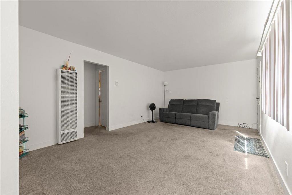 2134 Main Street Property Photo 16