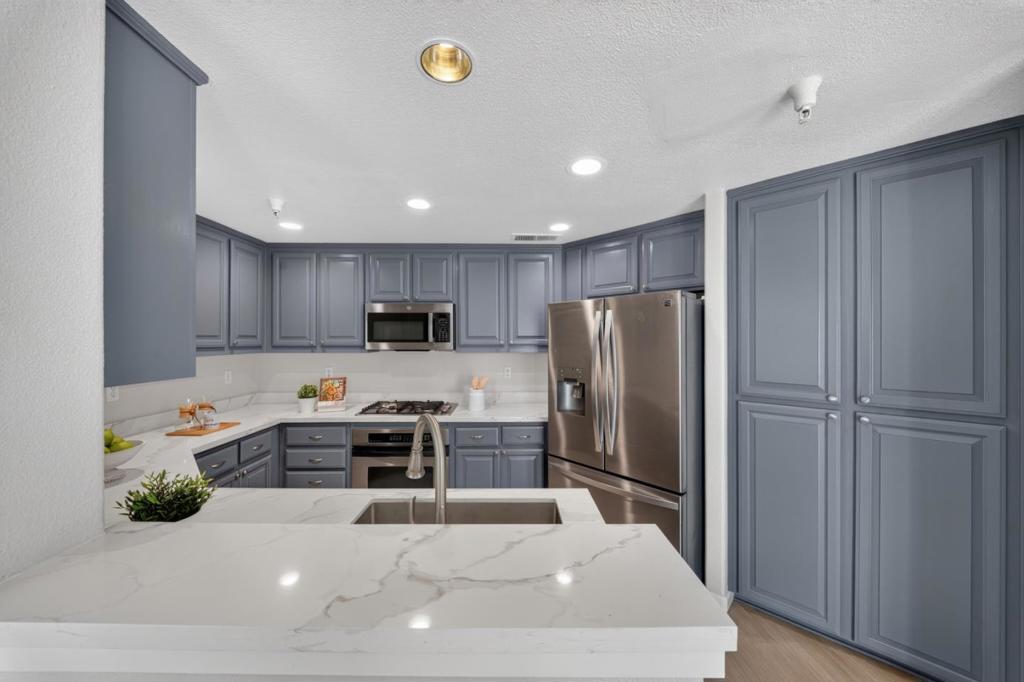 462 Marble Arch Avenue Property Photo 17