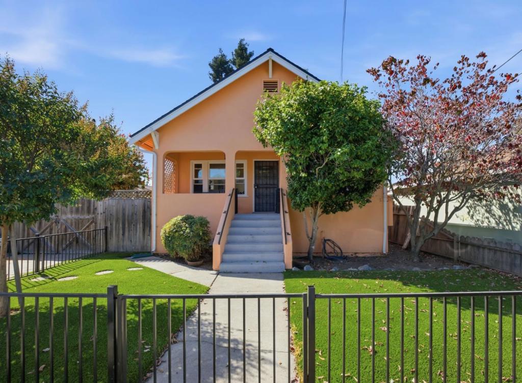108 Bonita Avenue Property Photo 1