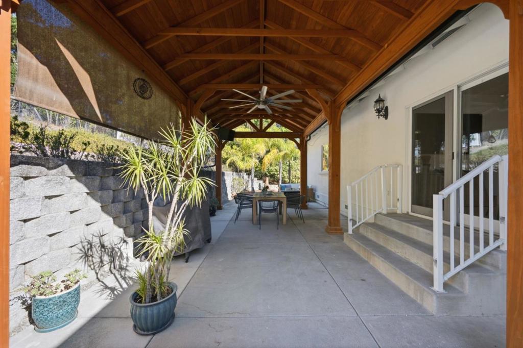 1885 Hollyhock Lane Property Photo 39