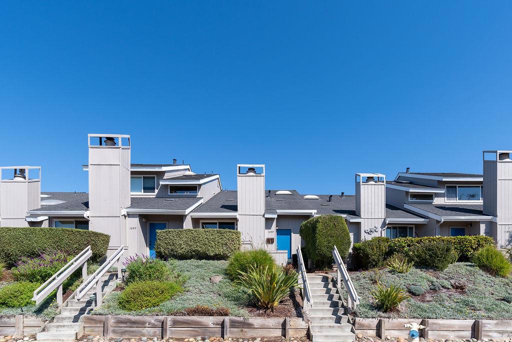 1049 Via Tornasol Property Photo 4