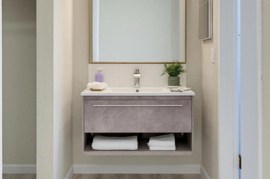 1049 Via Tornasol Property Photo 24