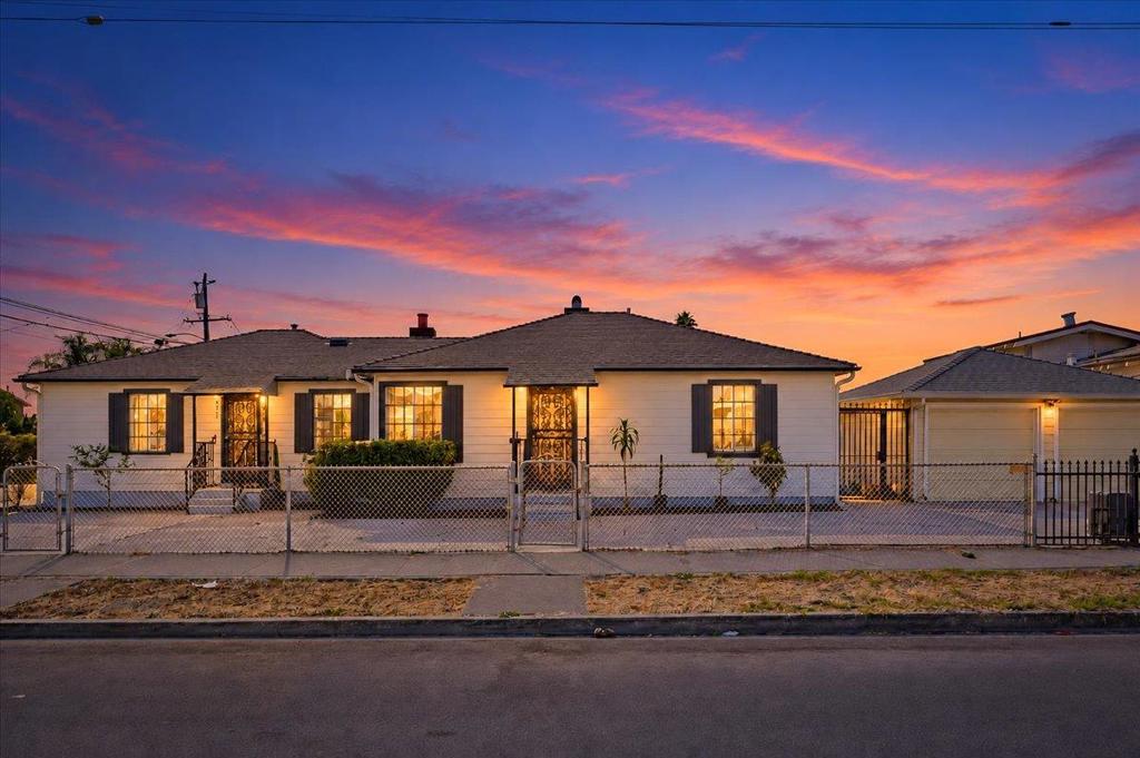 93339337 Cherry Street Property Photo 2