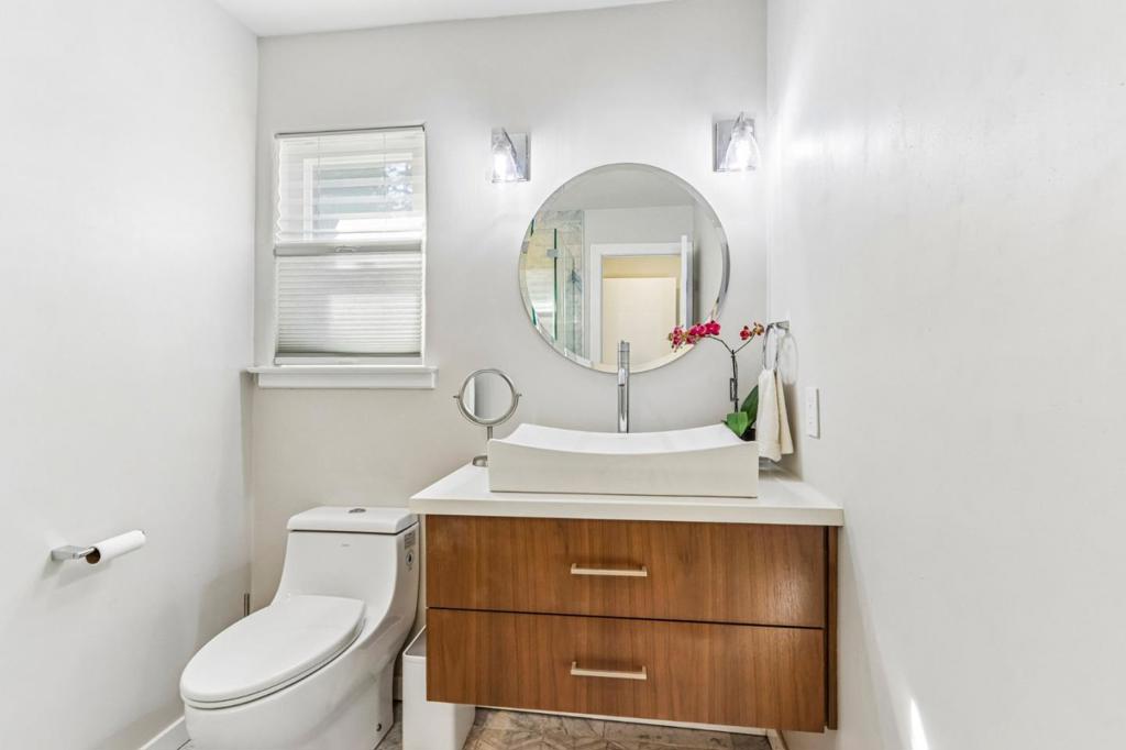 6175 Meridian Avenue Property Photo 19