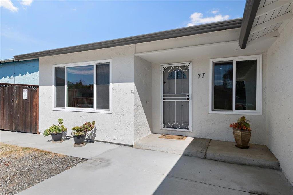 77 Shenado Place Property Photo 4