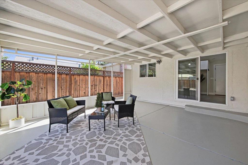 77 Shenado Place Property Photo 23