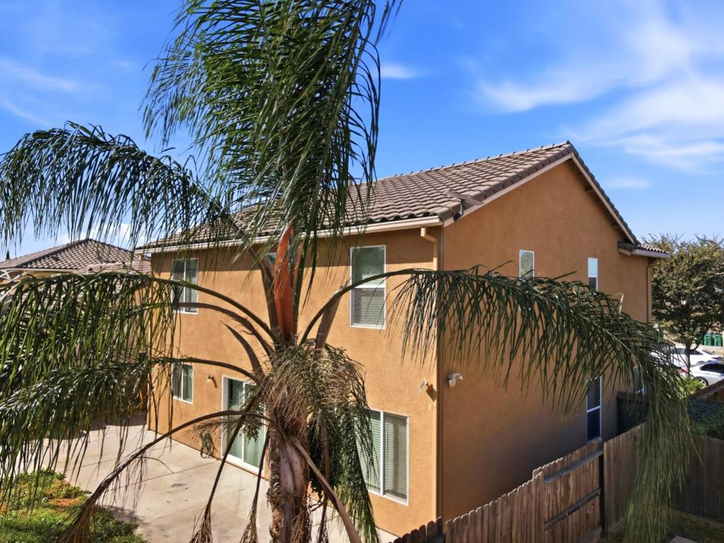4136 Marchesotti Way Property Photo 5