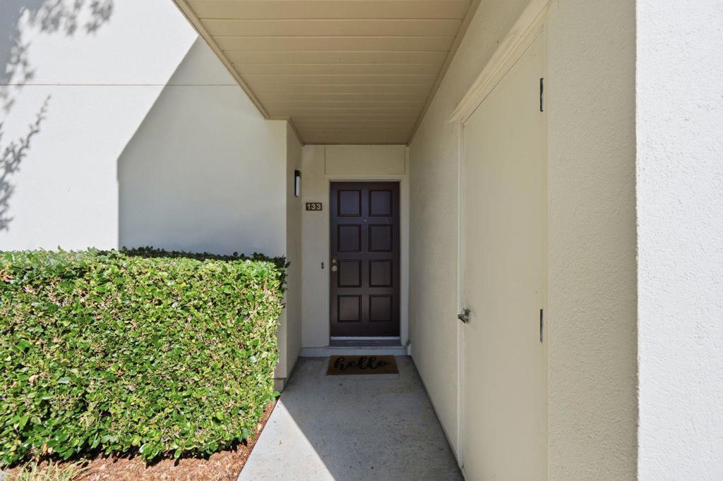 133 Shorebird Circle Property Photo 3