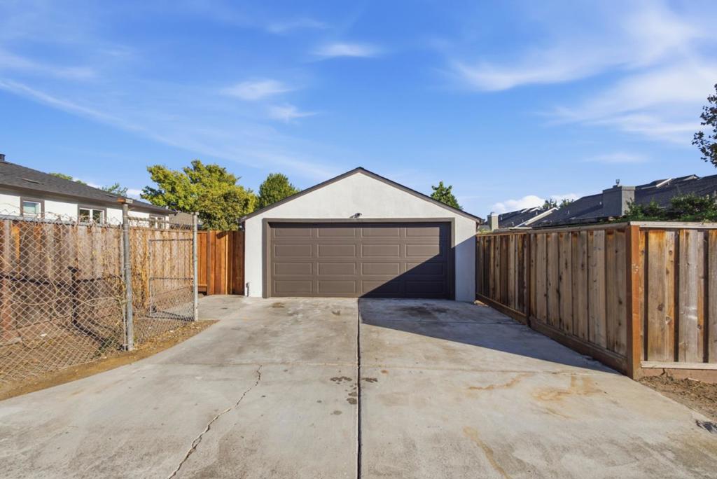 101 Laumer Avenue Property Photo 36