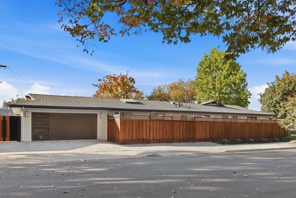 5012 Lassen Avenue Property Photo 7