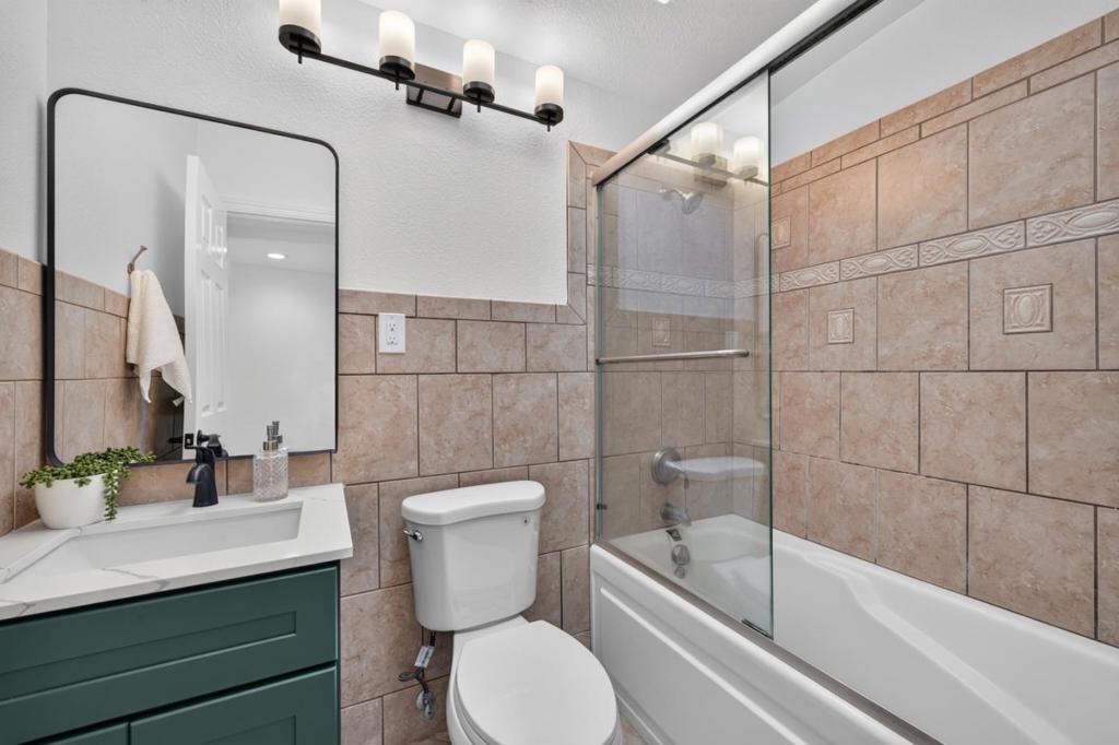 ML82064108 Property Photo 18