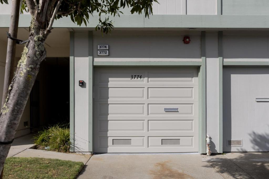 3774 Fairfax Way Property Photo 2