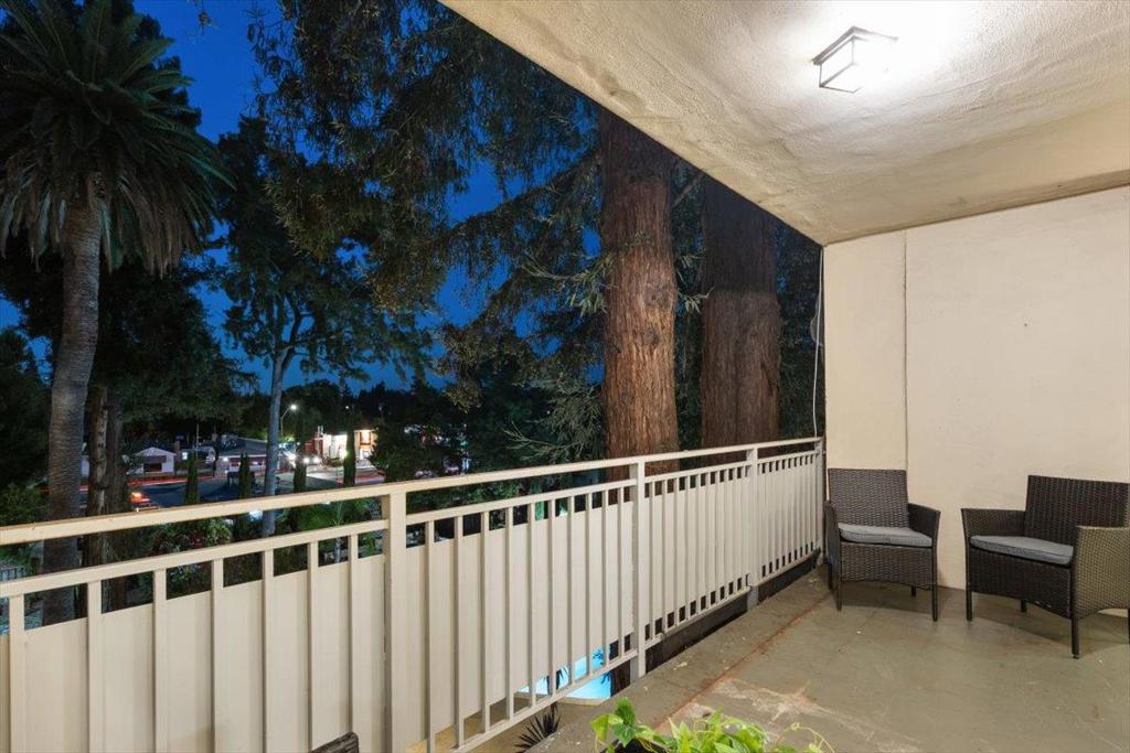 1614 Hudson Street 311 Property Photo 19
