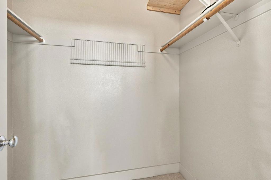 511 Southview Terrace Property Photo 30