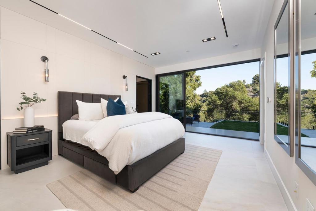 910 La Senda Road Property Photo 59