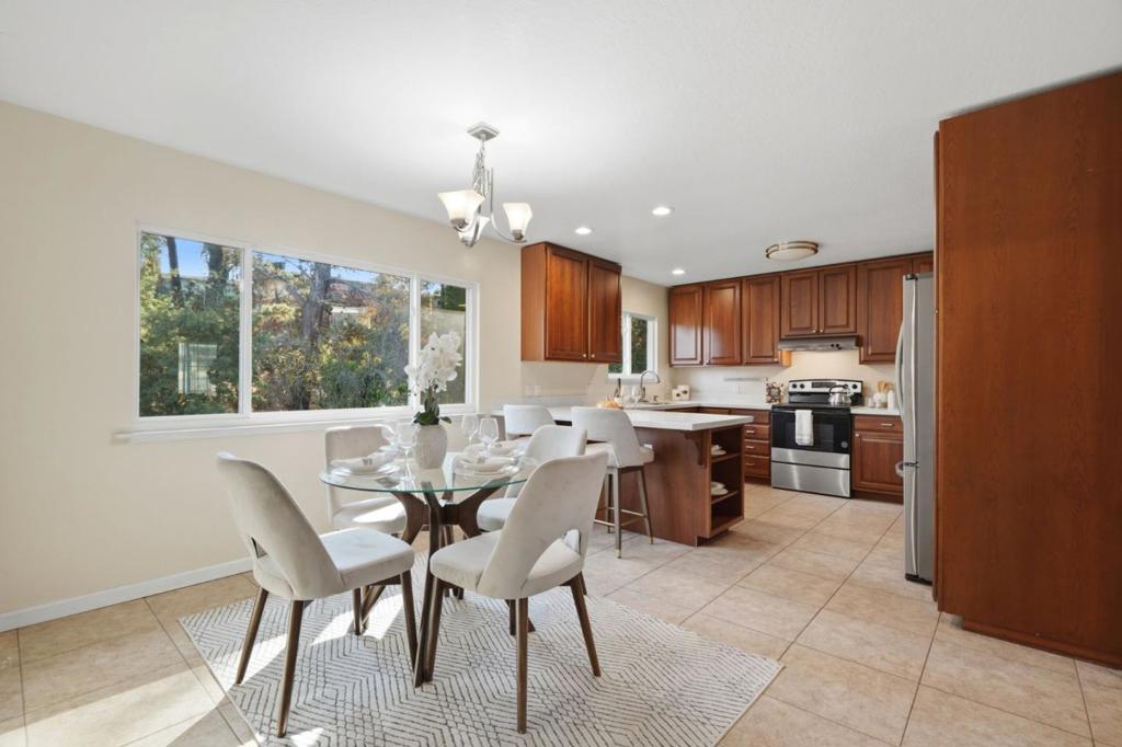 2273 Beckham Way Property Photo 10