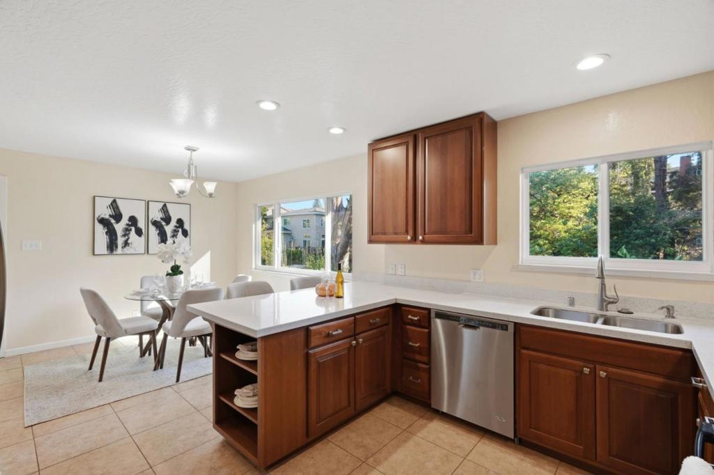 2273 Beckham Way Property Photo 13