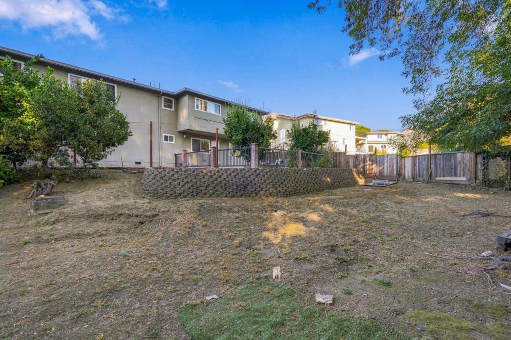 2273 Beckham Way Property Photo 32