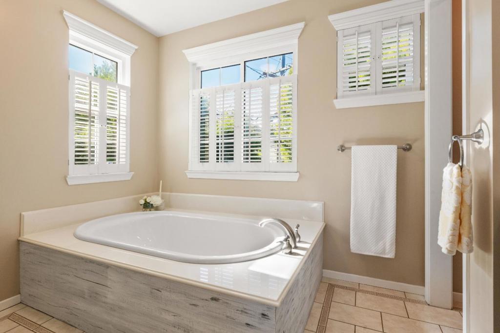 1504 Park Avenue Property Photo 31