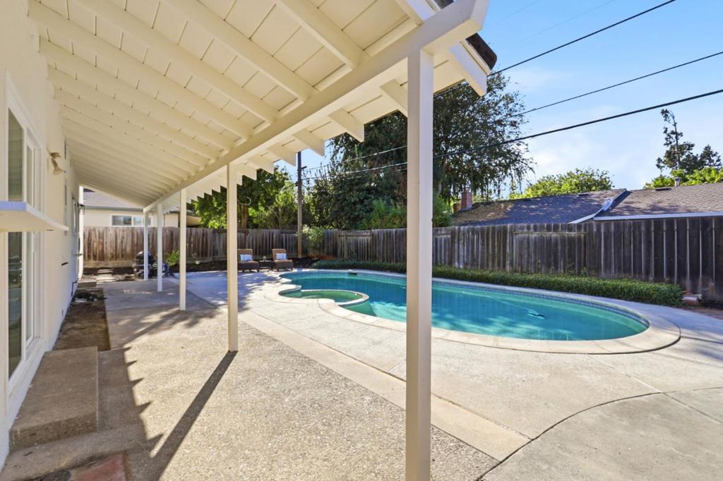 239 Leota Avenue Property Photo 47